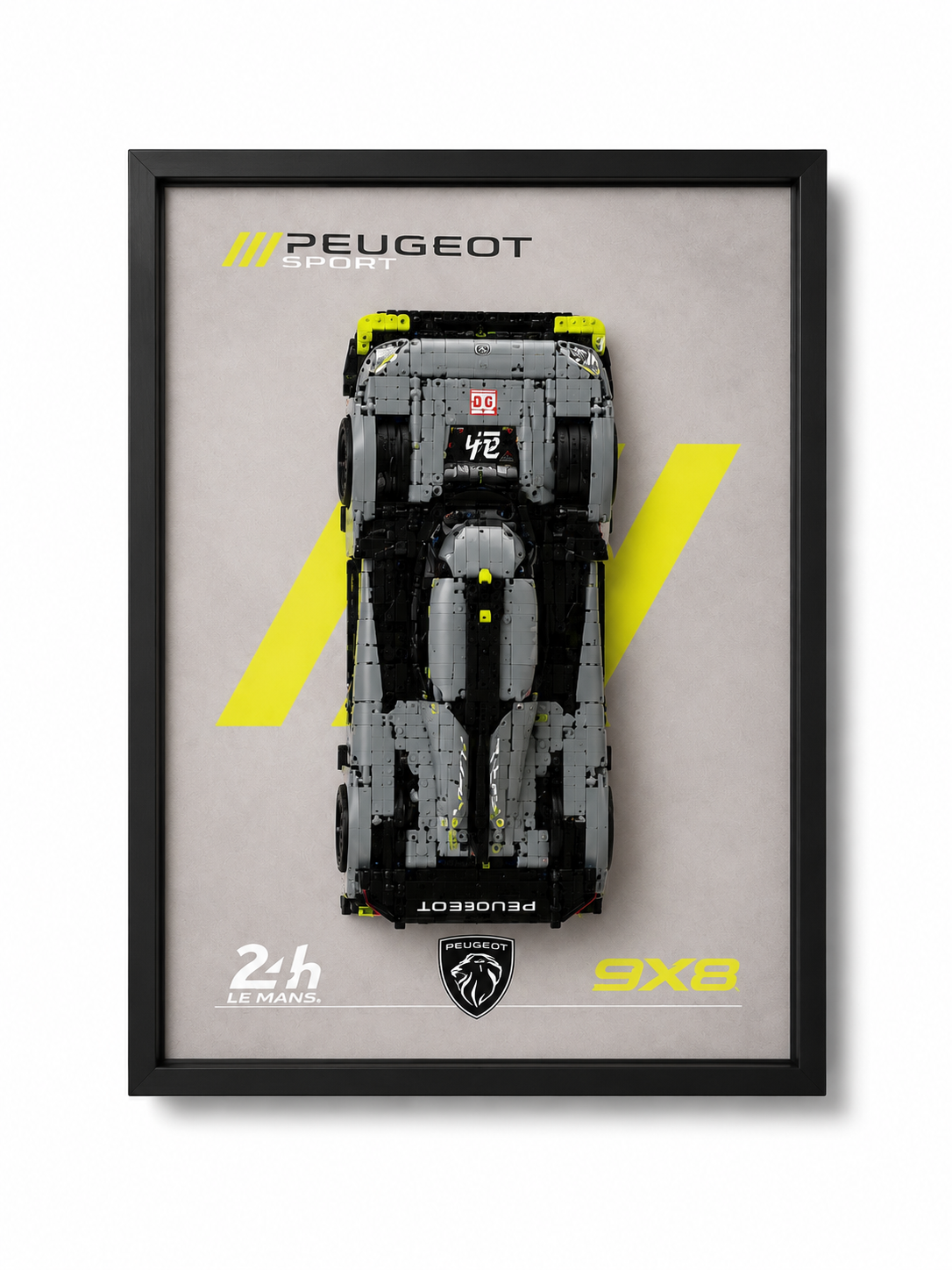 Cadre LEGO Technic Peugeot 9X8 42156 50x70 avec hypercar exposée